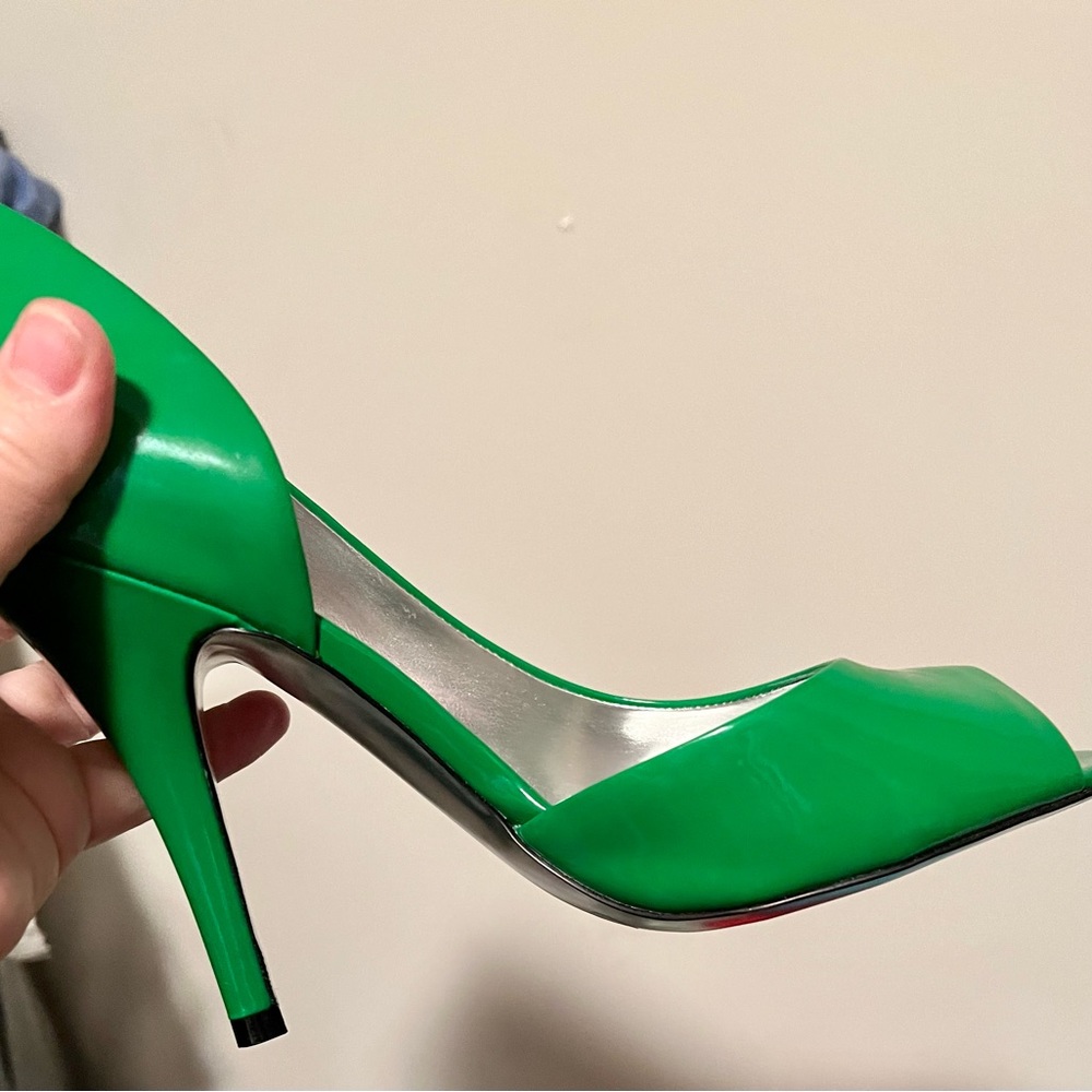 High heel shoes